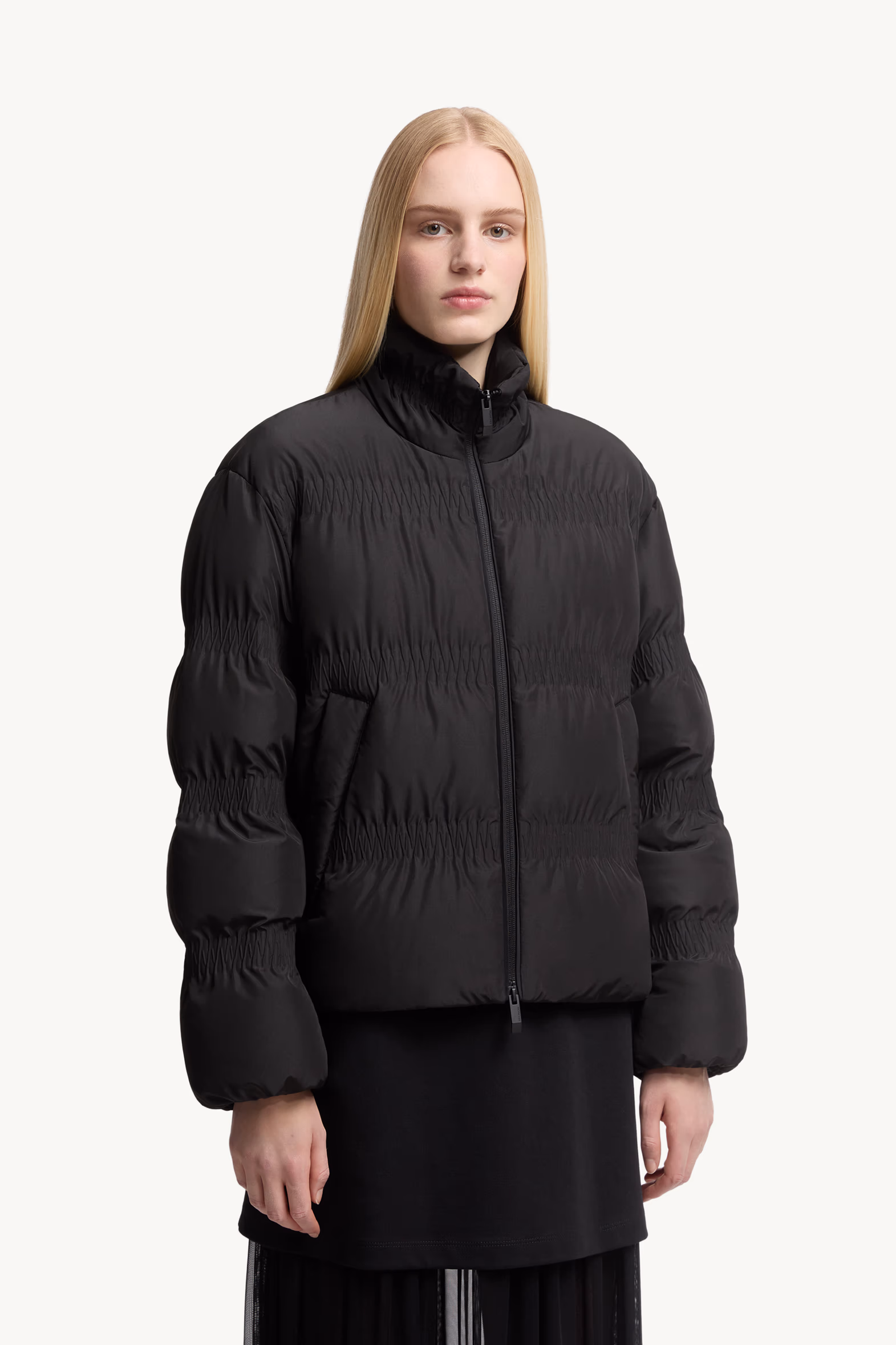Ravignan Gather-Quilted Short Down Jacket Women Black Moncler 3